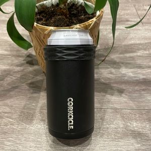 CORKCICLE Arctican. Beverage cooler. NWT